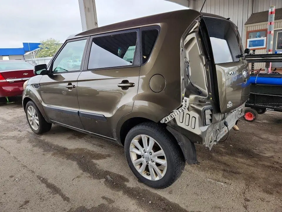 2013 KIA SOUL +  