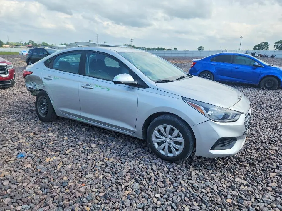 2022 HYUNDAI ACCENT SE  