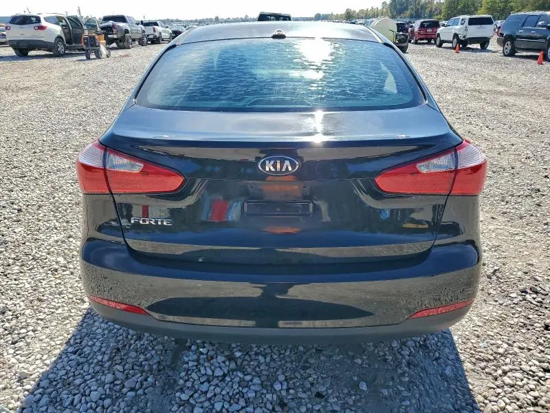 2016 KIA FORTE LX  