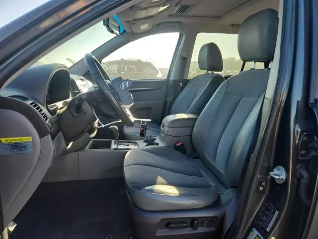 2010 HYUNDAI SANTA FE SE  