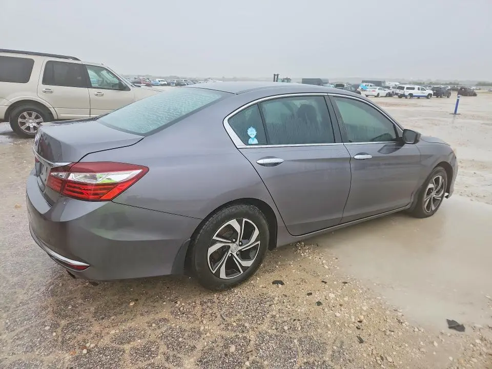 2017 HONDA ACCORD LX  