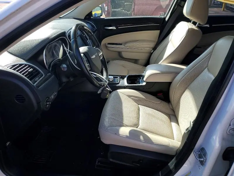 2018 CHRYSLER 300 LIMITED  