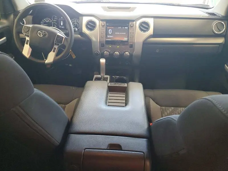 2019 TOYOTA TUNDRA SR5  