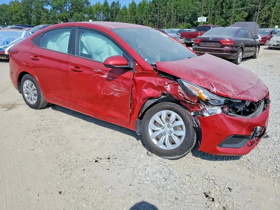 2022 HYUNDAI ACCENT SE  