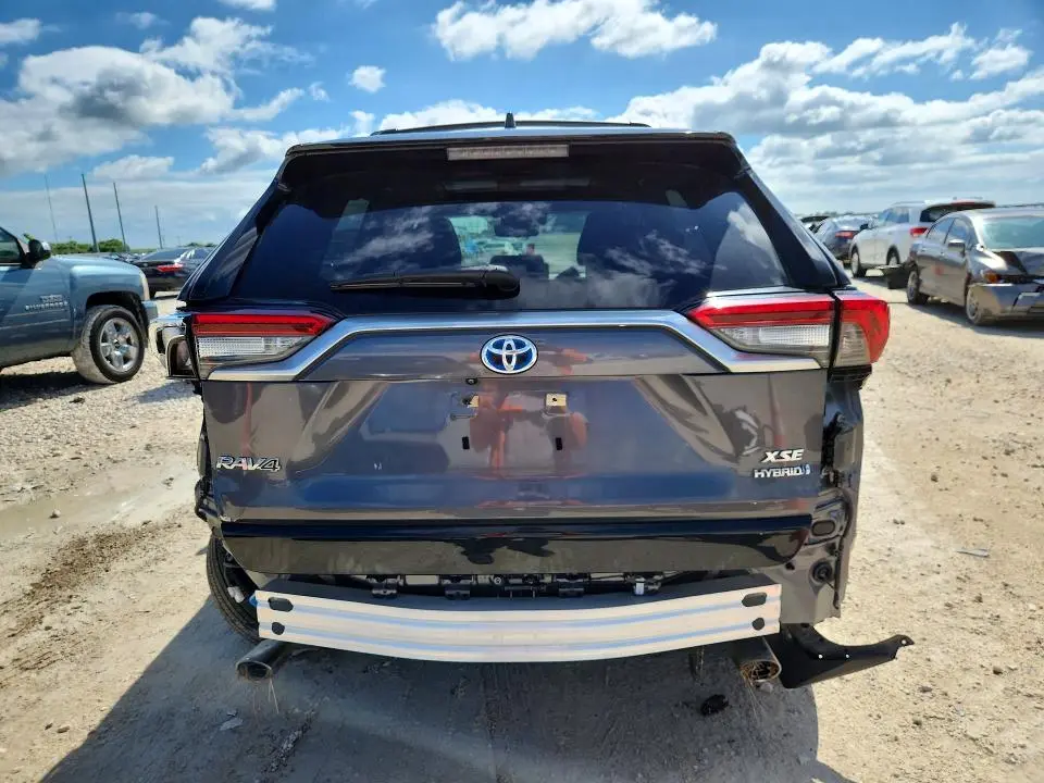 2023 TOYOTA RAV4 XSE  