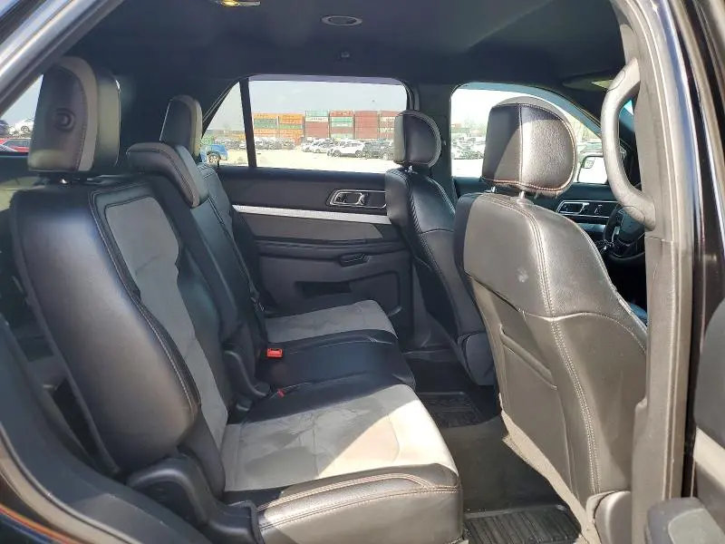 2017 FORD EXPLORER XLT  
