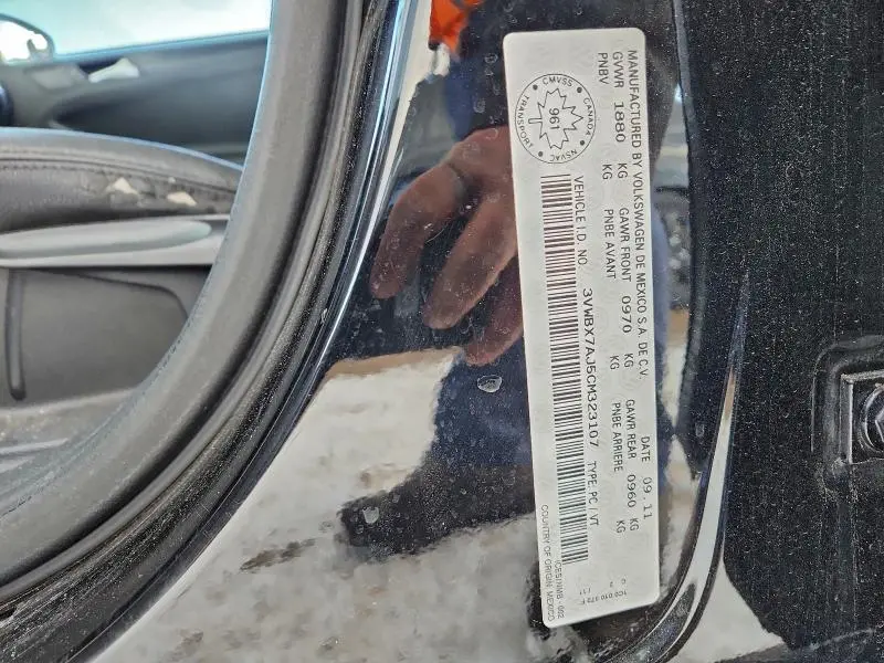 2012 VOLKSWAGEN JETTA SE  