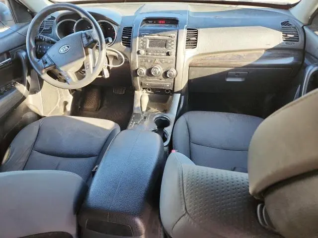 2012 KIA SORENTO BASE  