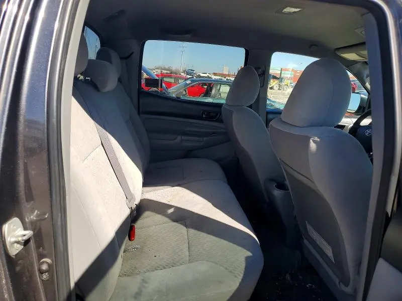 2011 TOYOTA TACOMA V6  