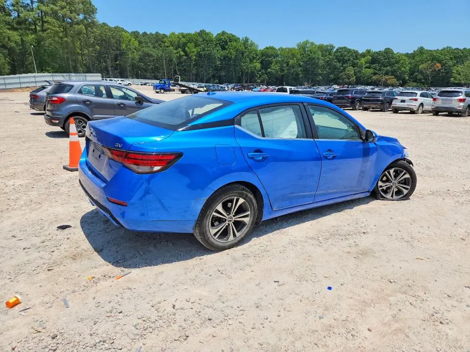 2021 NISSAN SENTRA SV  