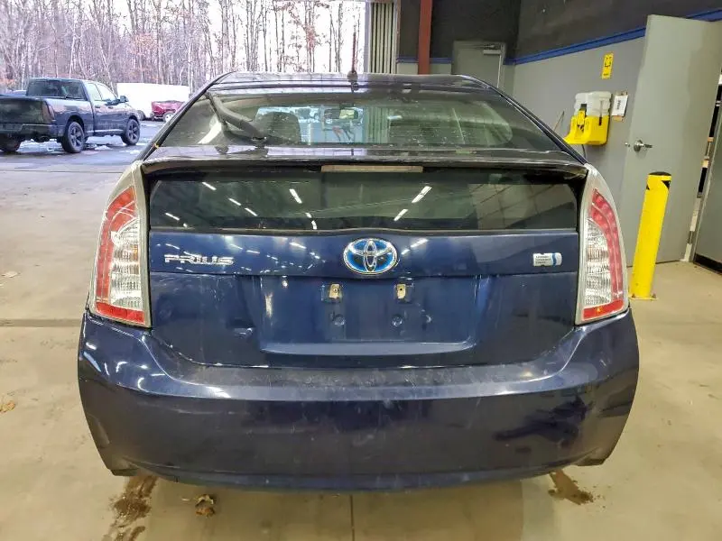 2013 TOYOTA PRIUS   