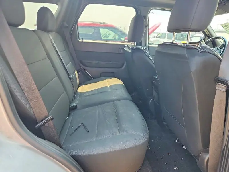 2011 FORD ESCAPE XLT  