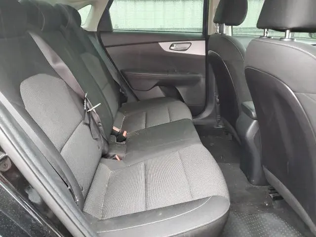2022 KIA FORTE FE  