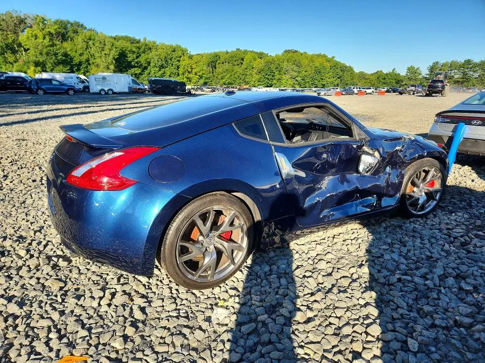 2015 NISSAN 370Z SPORT TECH  