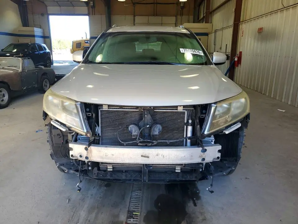 2014 NISSAN PATHFINDER SL  