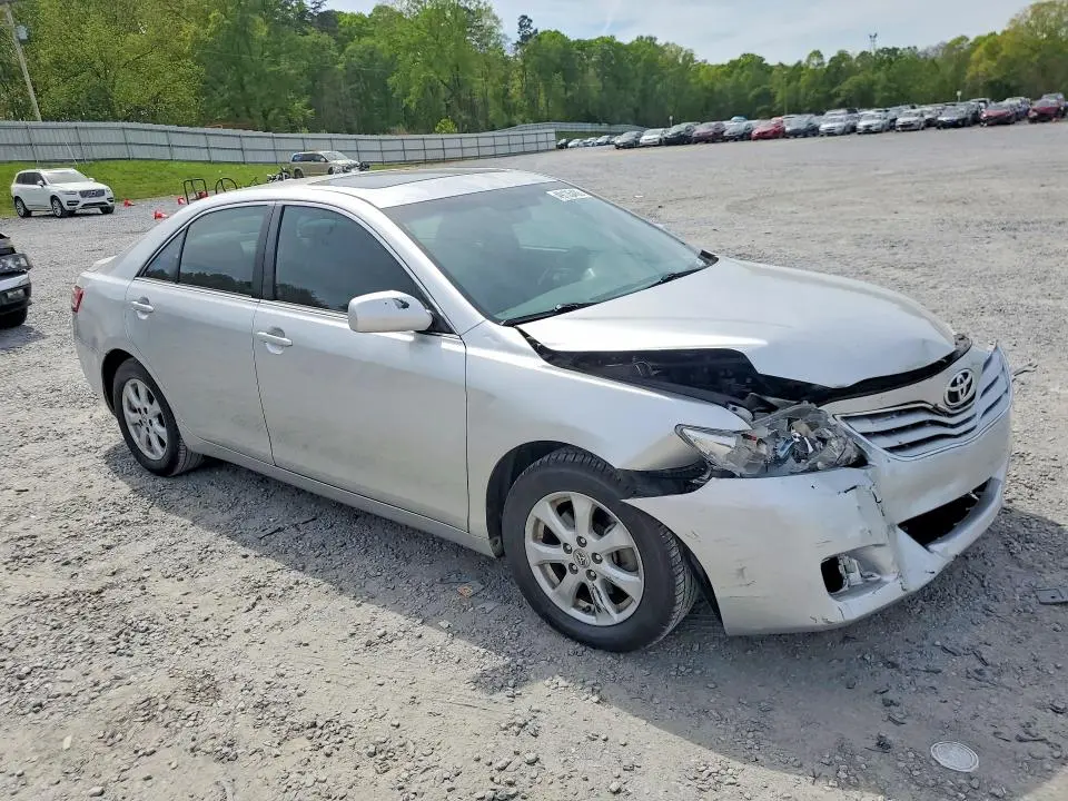 2011 TOYOTA CAMRY LE  