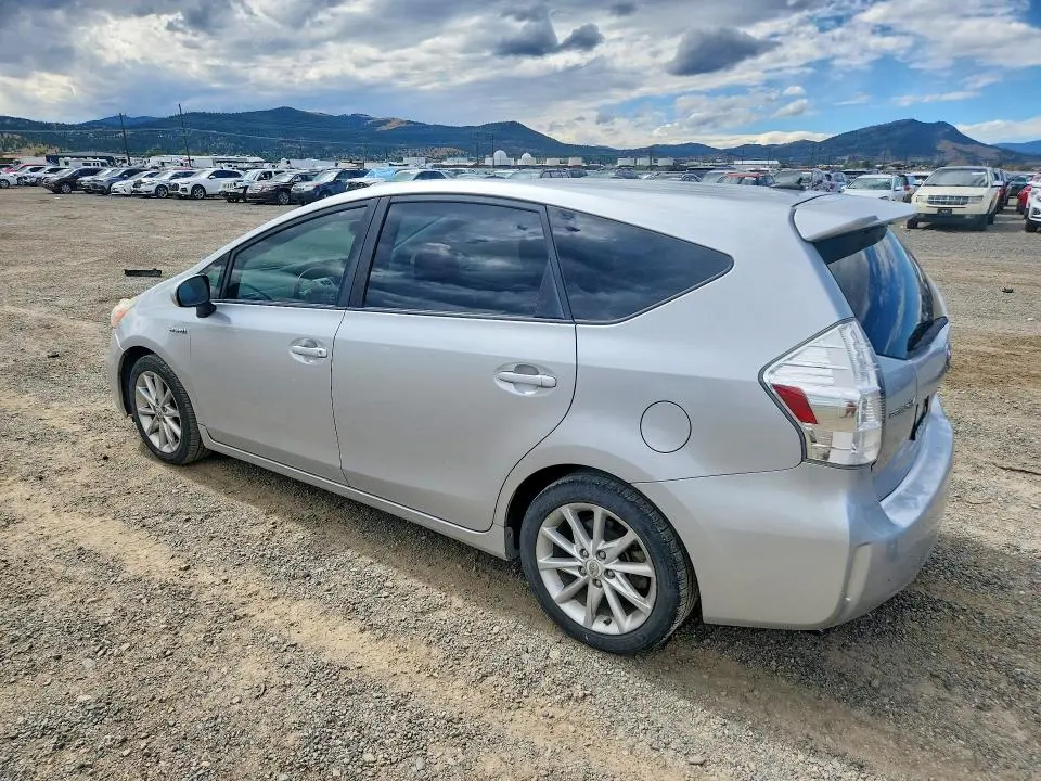 2012 TOYOTA PRIUS V FIVE  