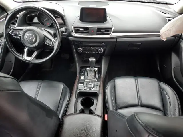 2017 MAZDA 3 TOURING  