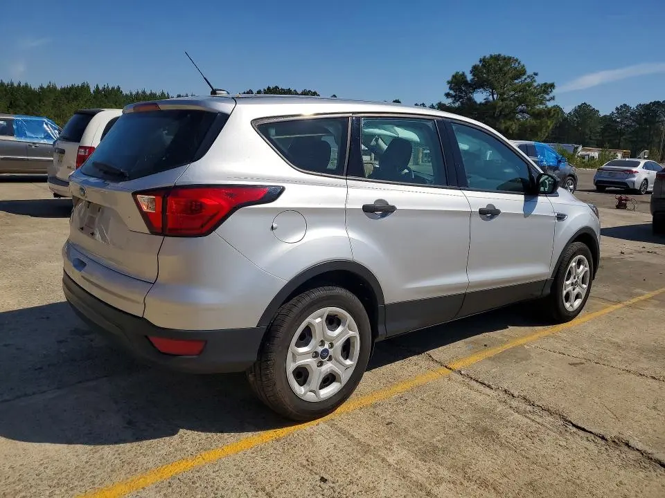 2019 FORD ESCAPE S  