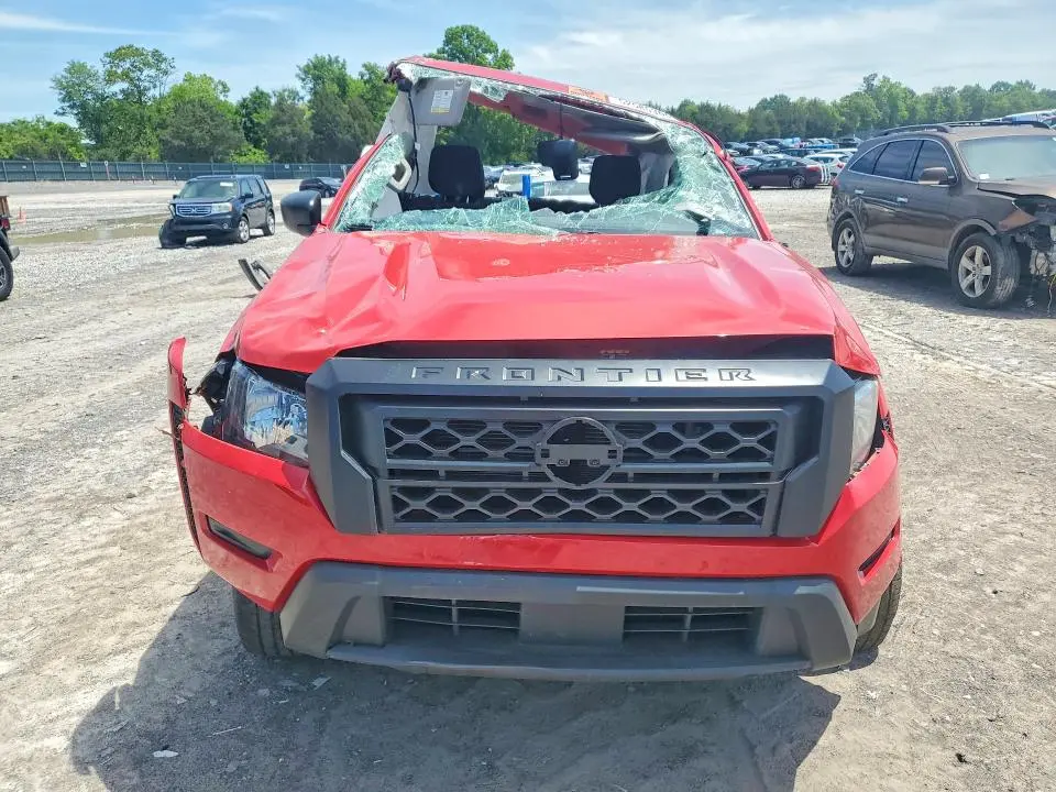 2022 NISSAN FRONTIER S  