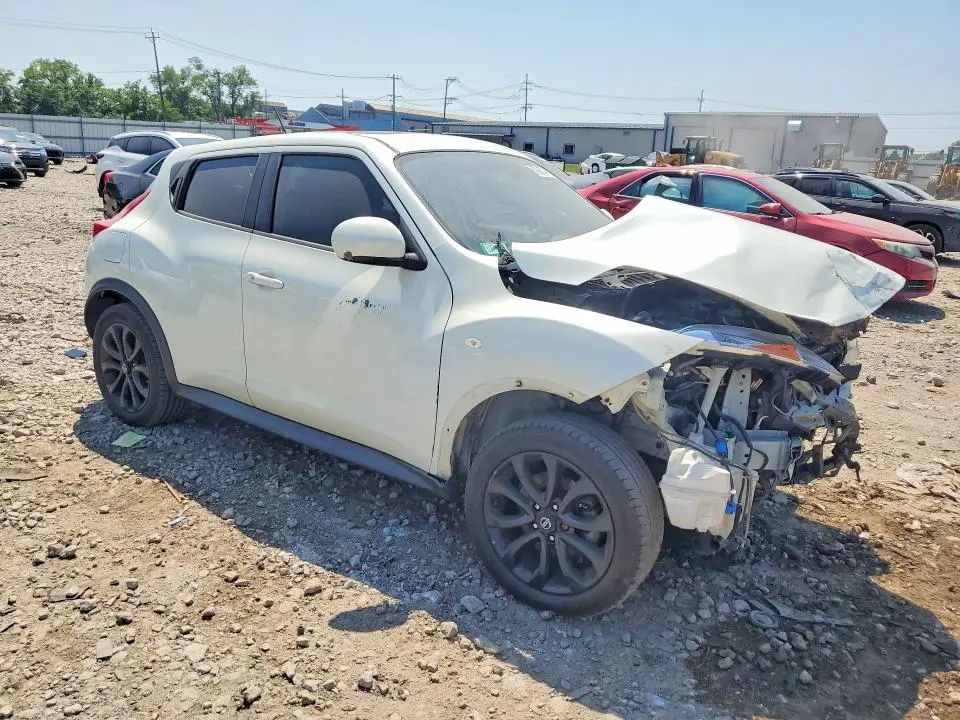 2011 NISSAN JUKE S  