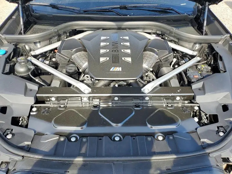 2026 BMW X6 M60I  