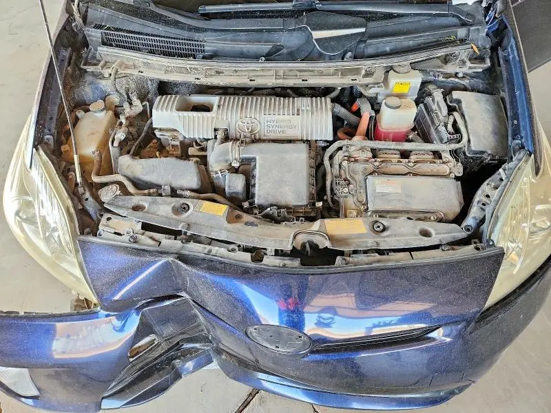 2013 TOYOTA PRIUS THREE  