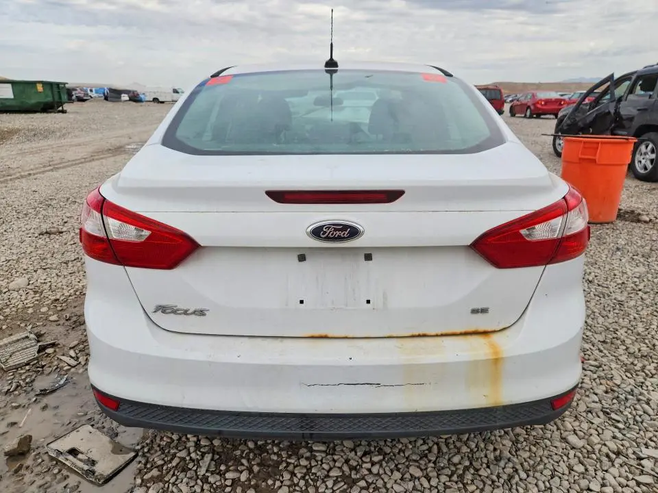 2012 FORD FOCUS SE  