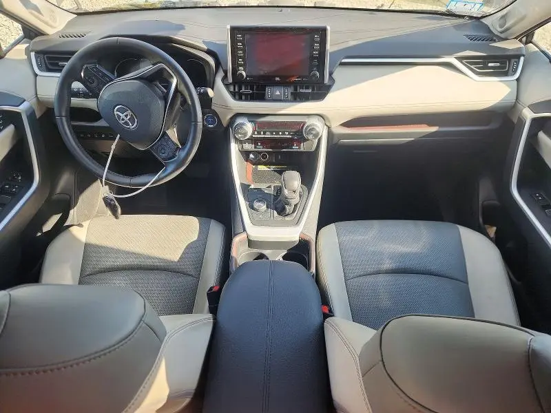 2021 TOYOTA RAV4 LIMITED  
