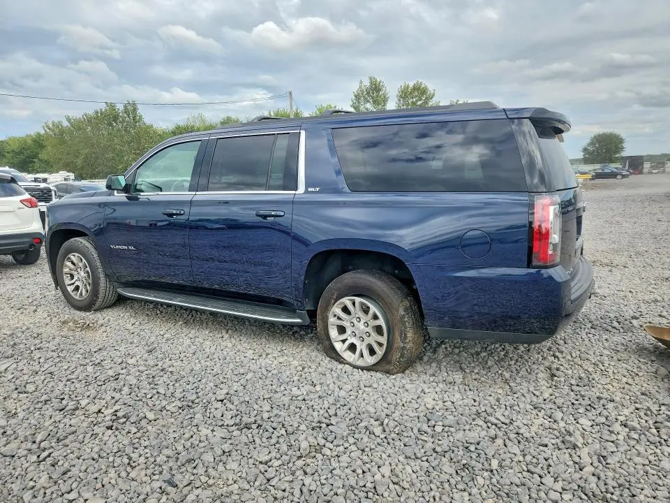 2017 GMC YUKON XL K1500 SLT  