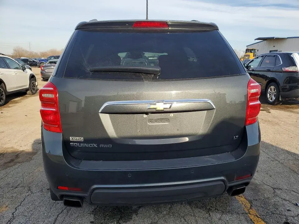 2017 CHEVROLET EQUINOX LT  