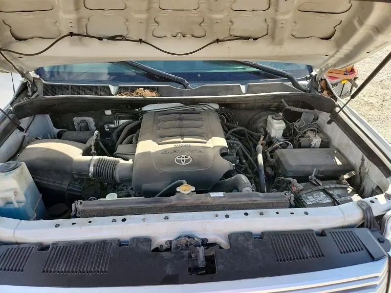 2017 TOYOTA TUNDRA SR  