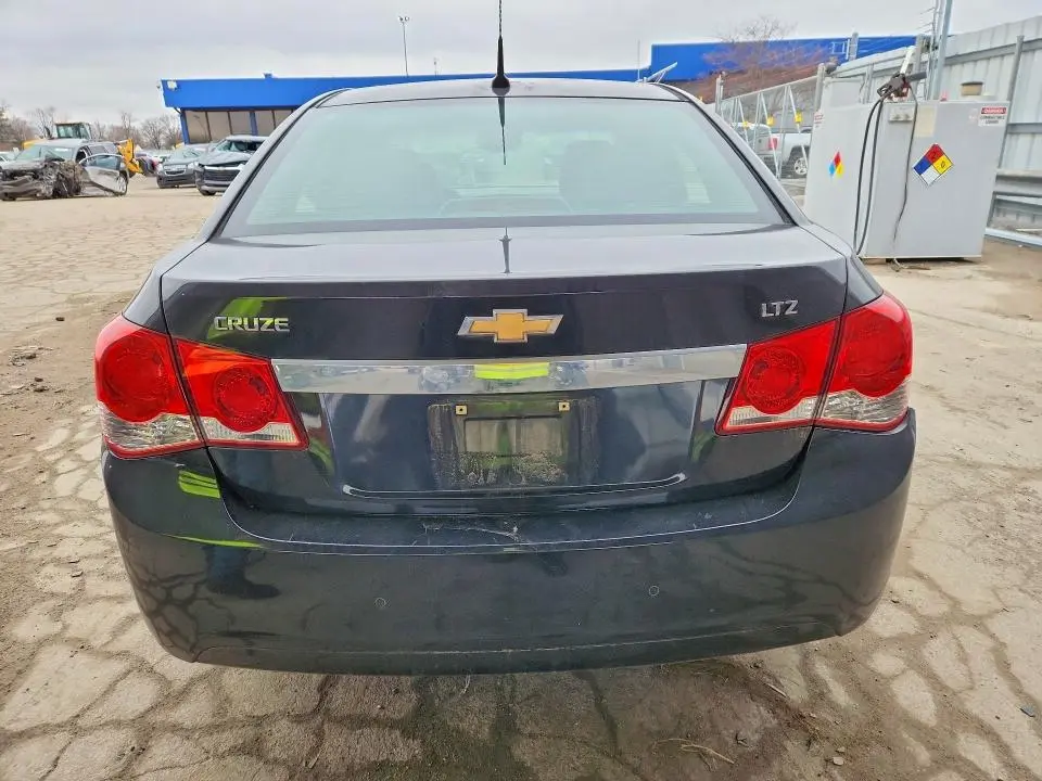 2011 CHEVROLET CRUZE LTZ  