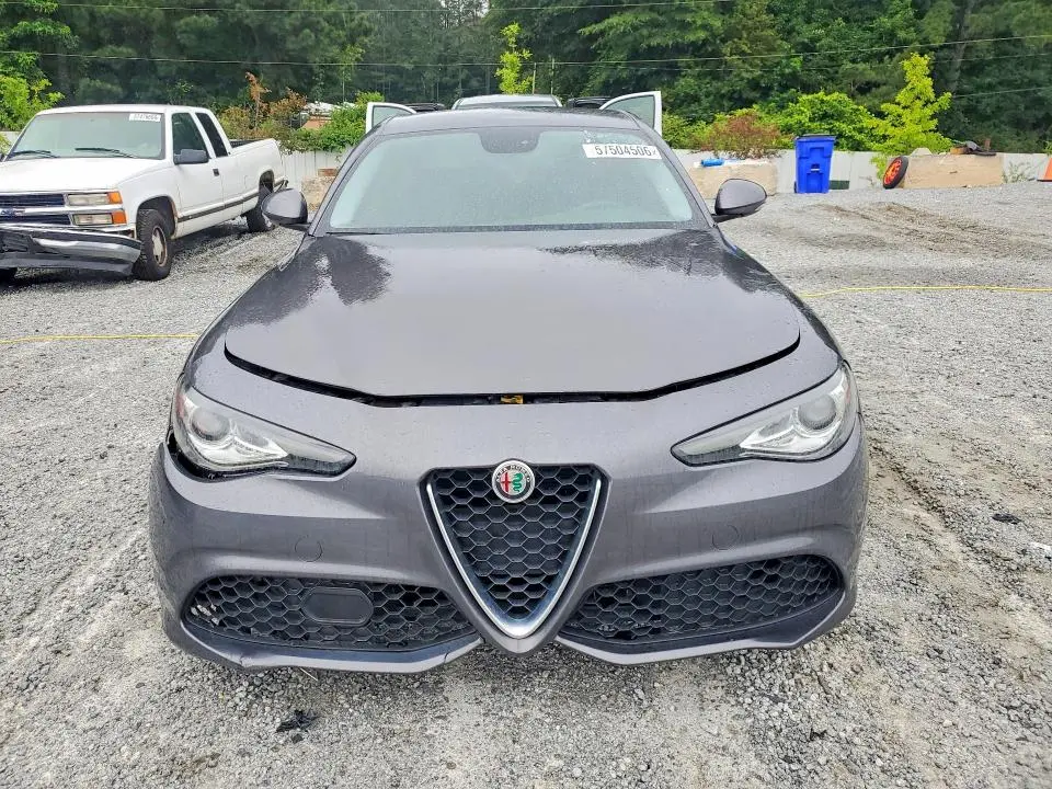 2018 ALFA ROMEO GIULIA   