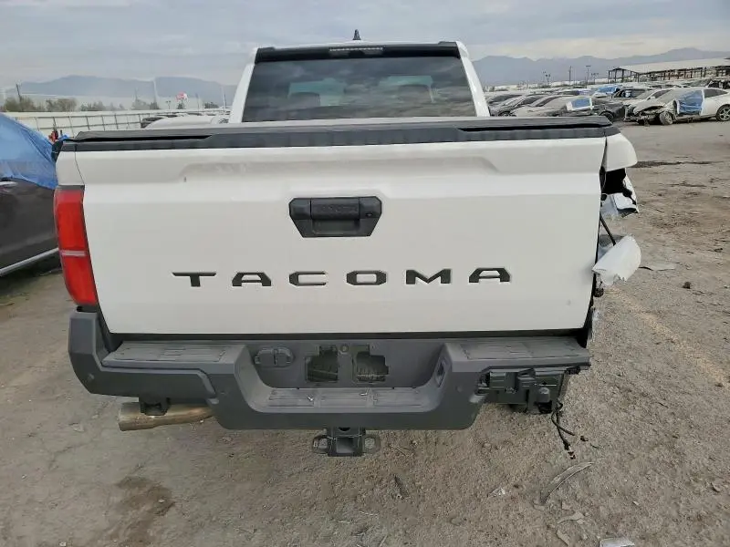 2025 TOYOTA TACOMA XTRACAB  