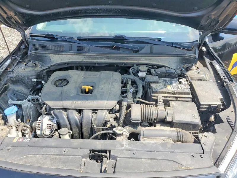 2023 KIA FORTE LX  
