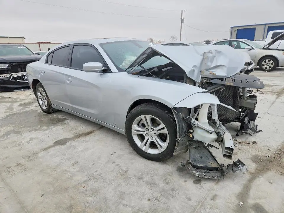 2022 DODGE CHARGER SXT  
