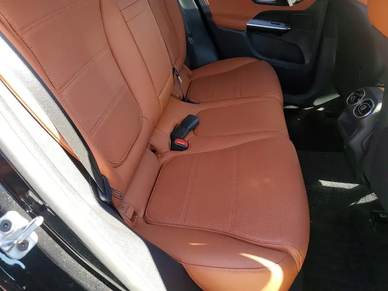 2023 MERCEDES-BENZ GLC 300 4MATIC  