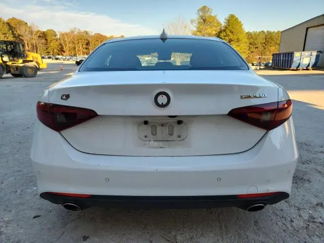 2018 ALFA ROMEO GIULIA Q4  