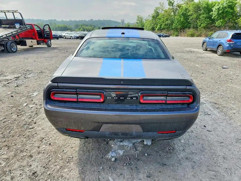 2017 DODGE CHALLENGER SXT  