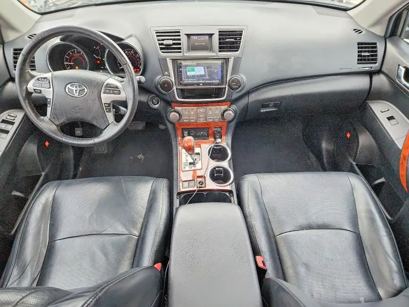 2013 TOYOTA HIGHLANDER LIMITED  