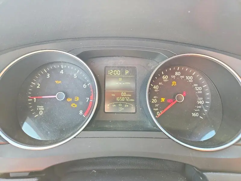 2015 VOLKSWAGEN JETTA SE  