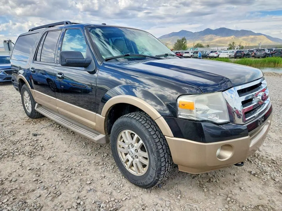 2013 FORD EXPEDITION EL XLT  