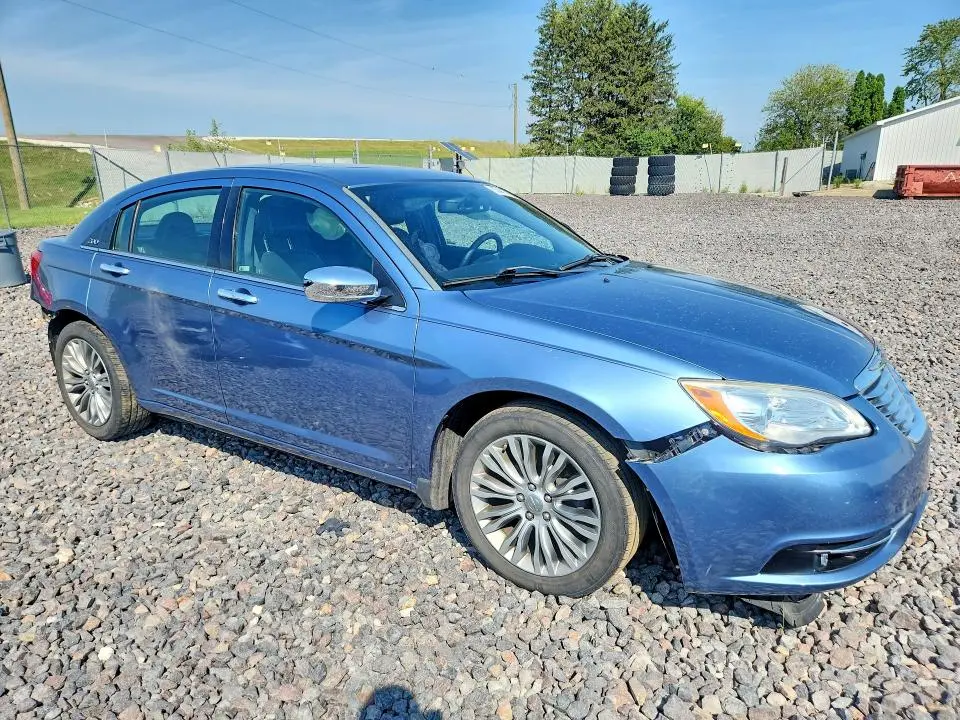 2011 CHRYSLER 200 LIMITED  