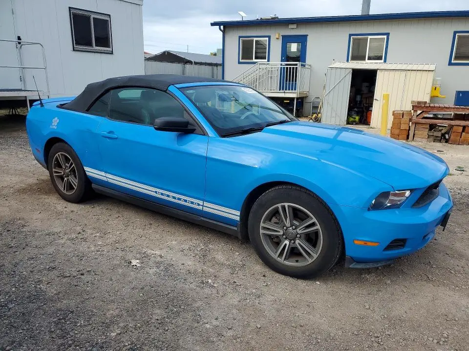 2011 FORD MUSTANG   