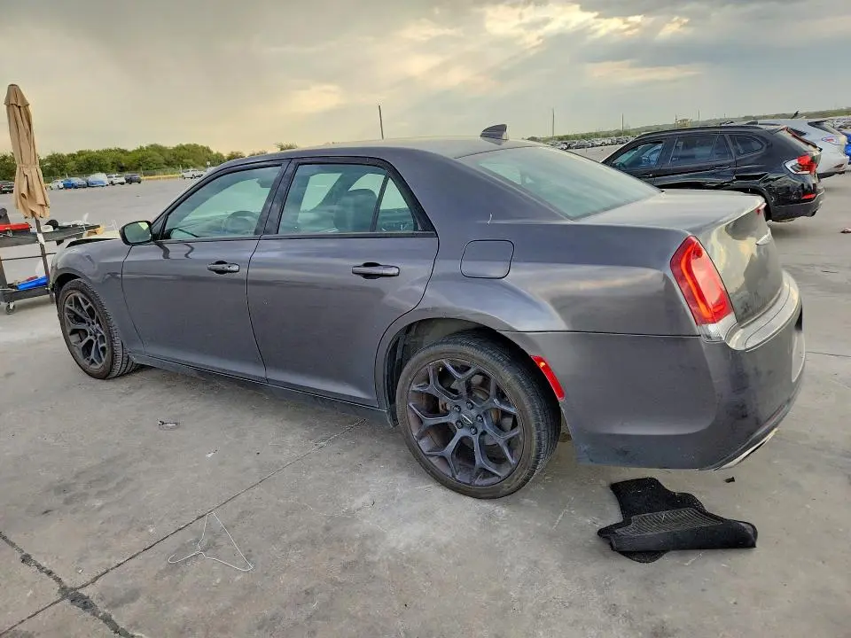 2019 CHRYSLER 300 S  
