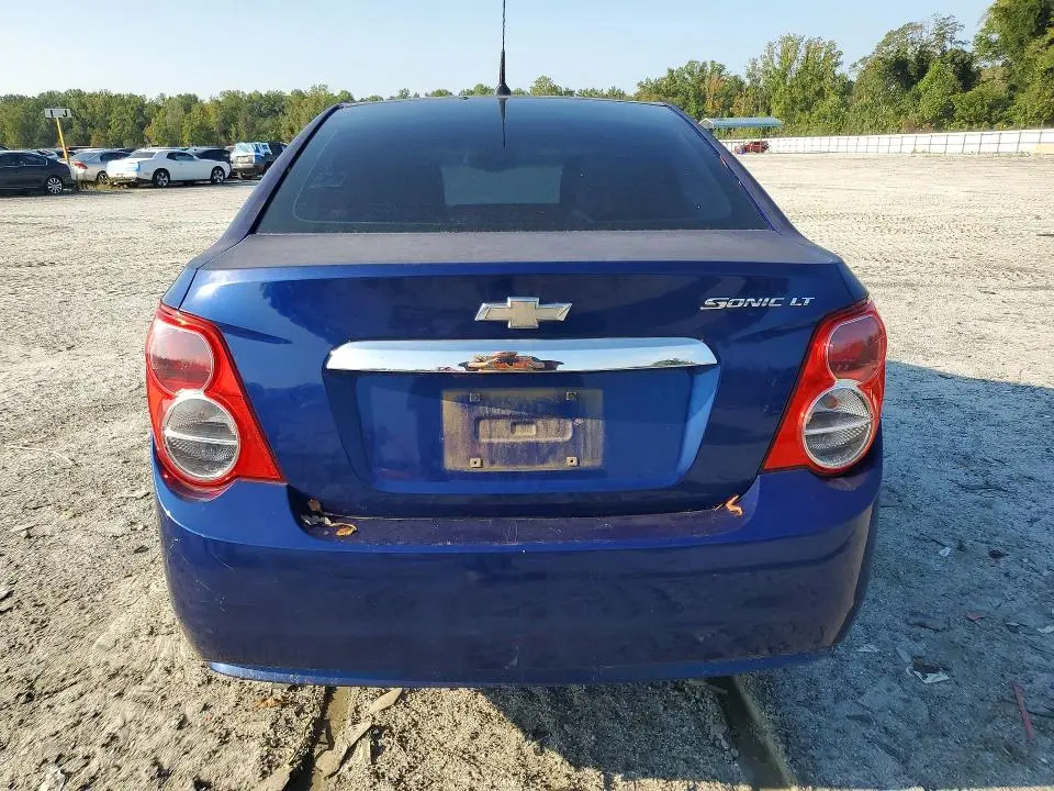 2013 CHEVROLET SONIC LT  