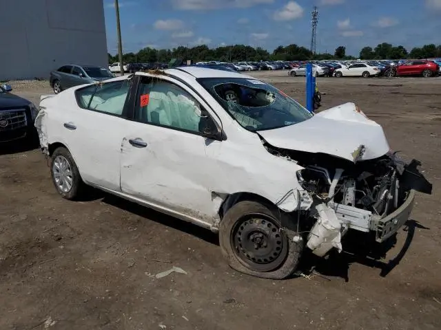 2019 NISSAN VERSA S  