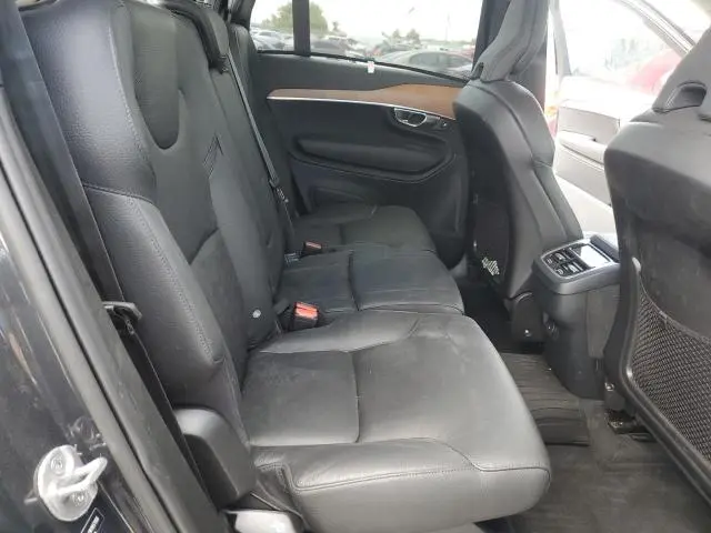 2022 VOLVO XC90 T6 MOMENTUM  