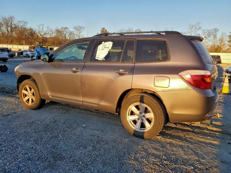 2010 TOYOTA HIGHLANDER   